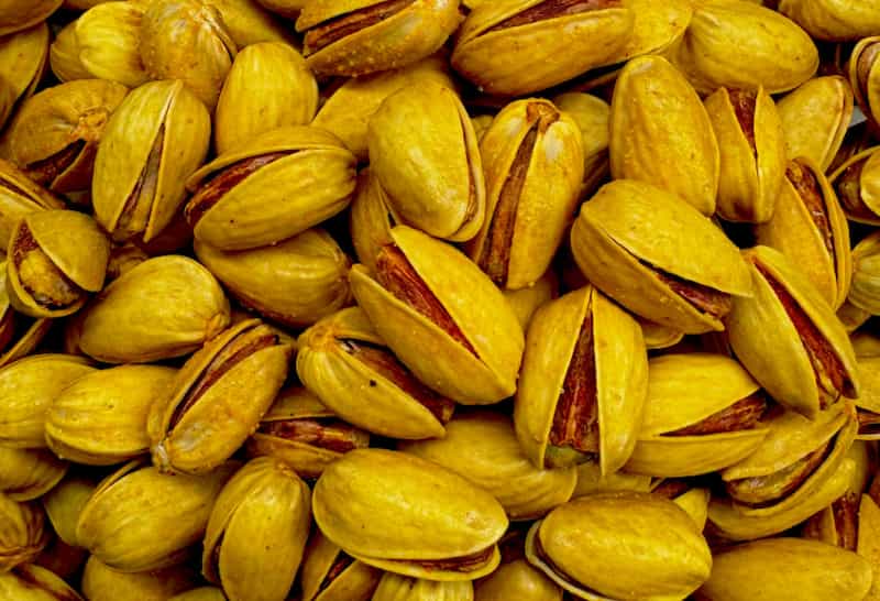 تصویر 1 از پسته بادامی زعفرانی با عطر دلنشین و ماندگار